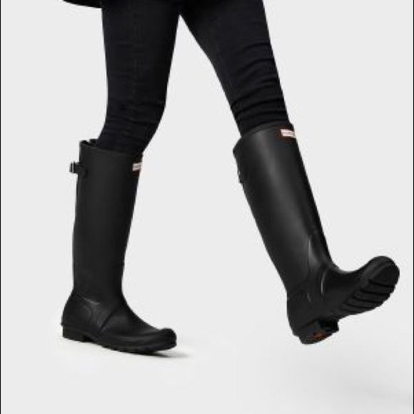 HUNTER Adjustable Tall Rainboot - Picture 3 of 6